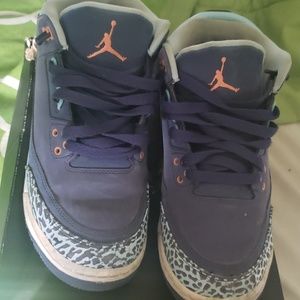Jordan 3s